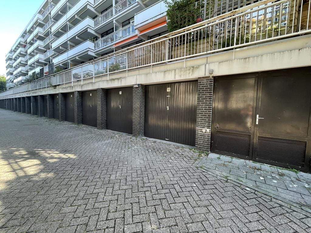Garage Box Denijsstraat, Den Haag - Te Huur
