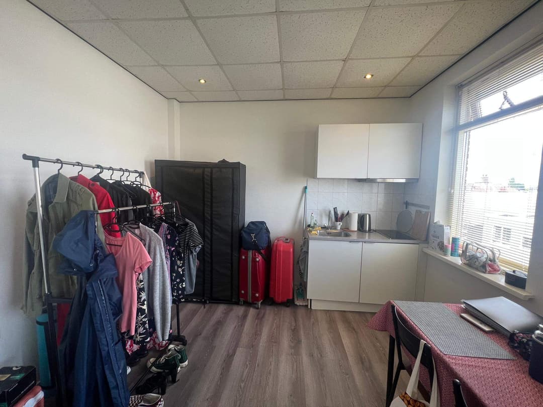 Ongepleisterde Kamer Emmastraat, Groningen - Te Huur