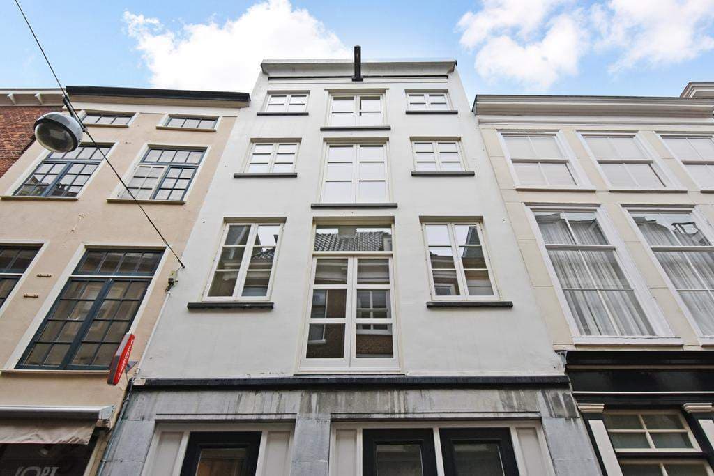 Appartement Korte Houtstraat 10-F, La Haye - À Louer