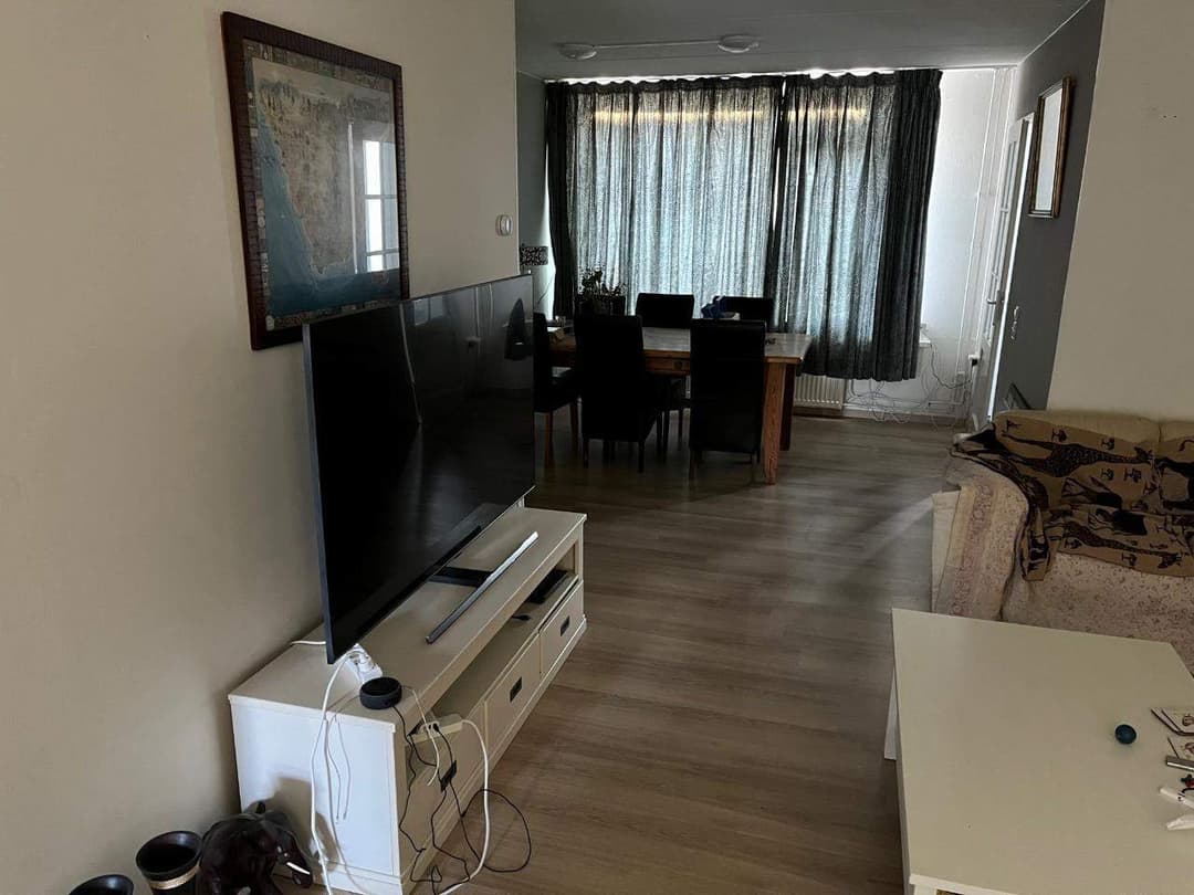 Gemeubileerde kamer in Zwaag, Nederland - Te Huur