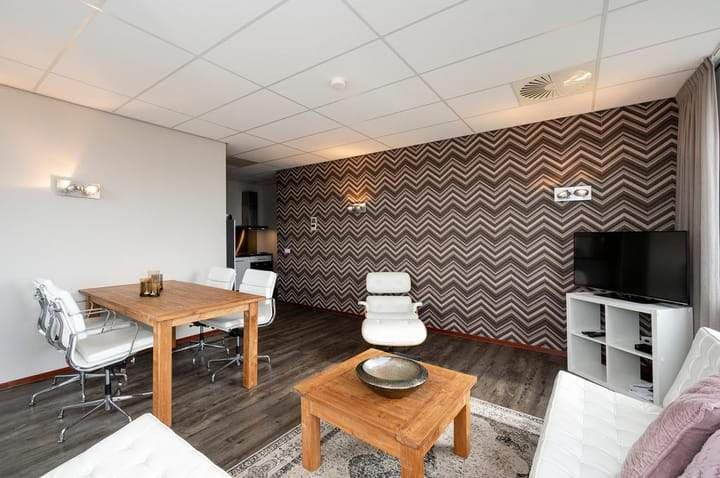Apartment Eschertoren 3-F2316, Leiden - 3-room