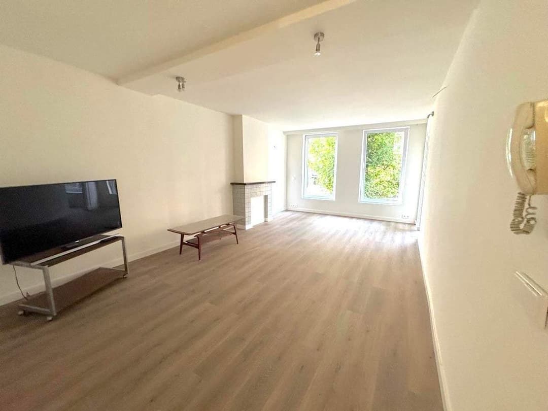 Flat Gerard Doustraat 64, Amsterdam - For Rent