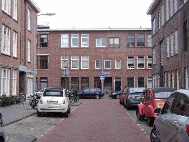 Flat Rhododendronstraat, La Haye (Heesterbuurt) - À louer
