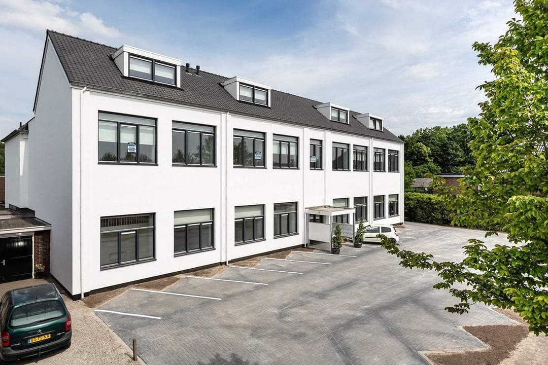Studio Canisiushof, Waalre - For Rent