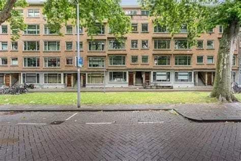 Appartement Mijnsherenlaan 83B, Rotterdam - À Louer