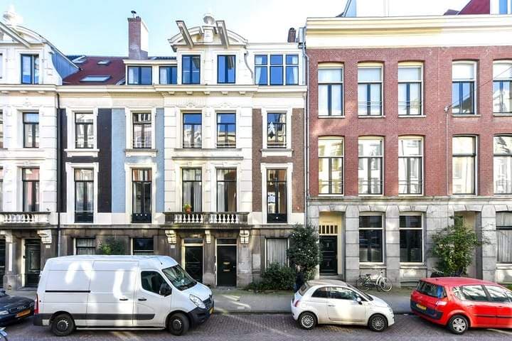 Pieter Cornelisz. Hooftstraat 161, Amsterdam - For Rent