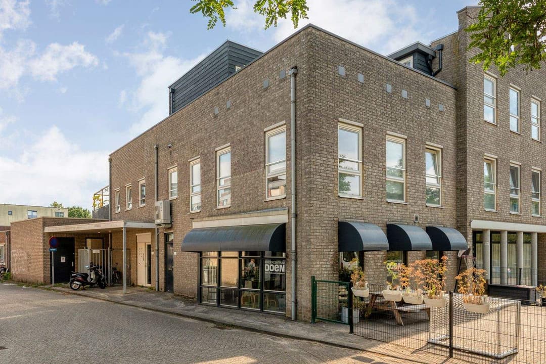 Ministerlaan 210-A, Zwolle - 2-Zimmer-Wohnung mit Dachterrasse