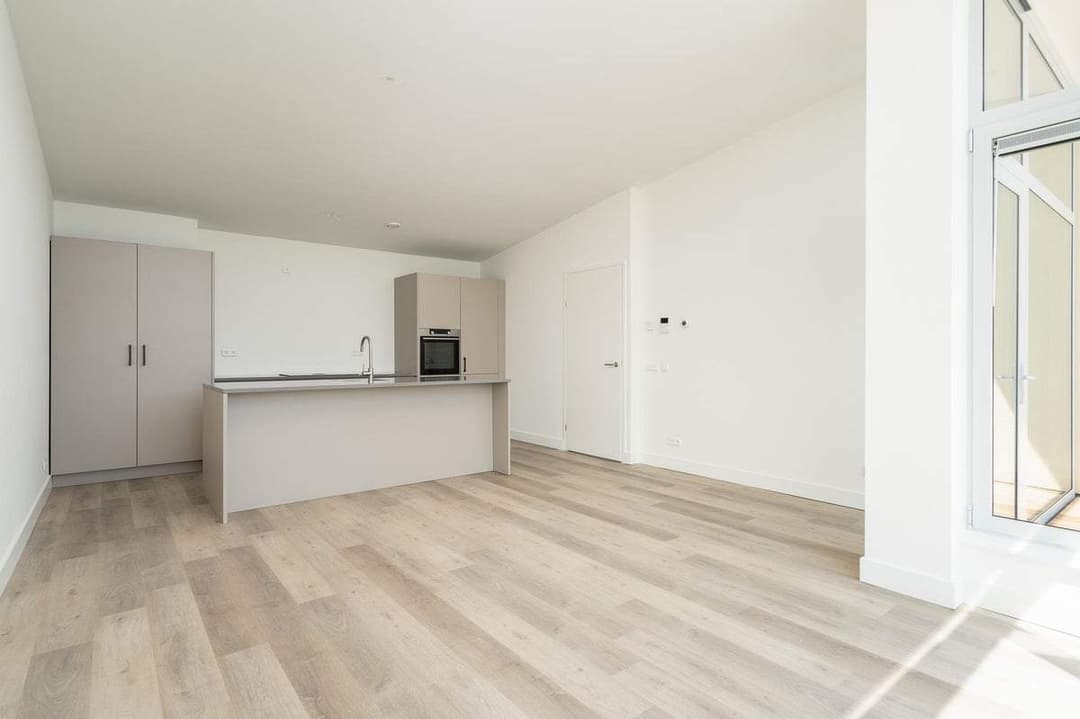 Flat Campanulastraat, Den Haag - Te Huur