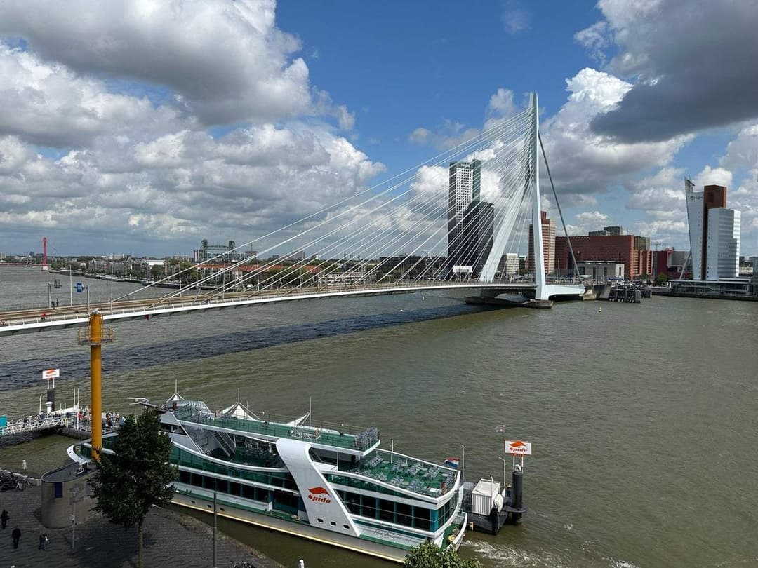 Chambre Willemskade, Rotterdam - À Louer