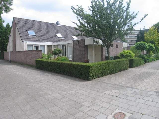 Seniorenwohnung Abdij van Egmondstraat 42, Tilburg - Zu Vermieten