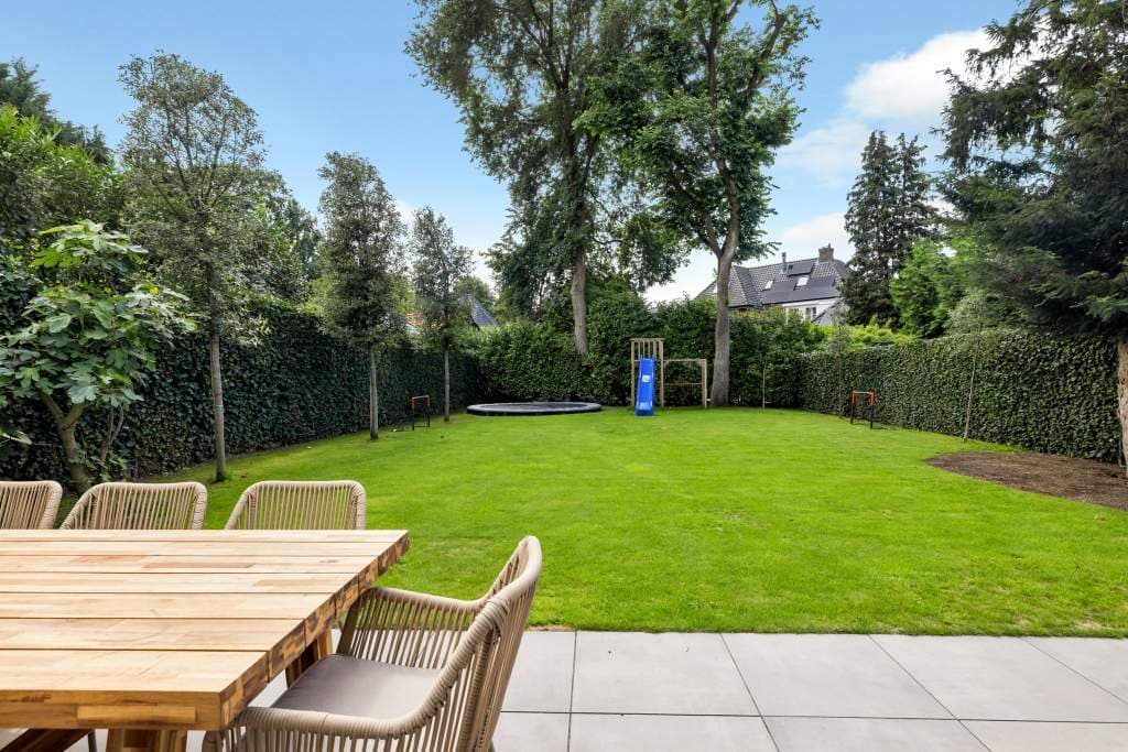 Freistehende Reetdachvilla Imkerweg, Huizen - Zur Miete
