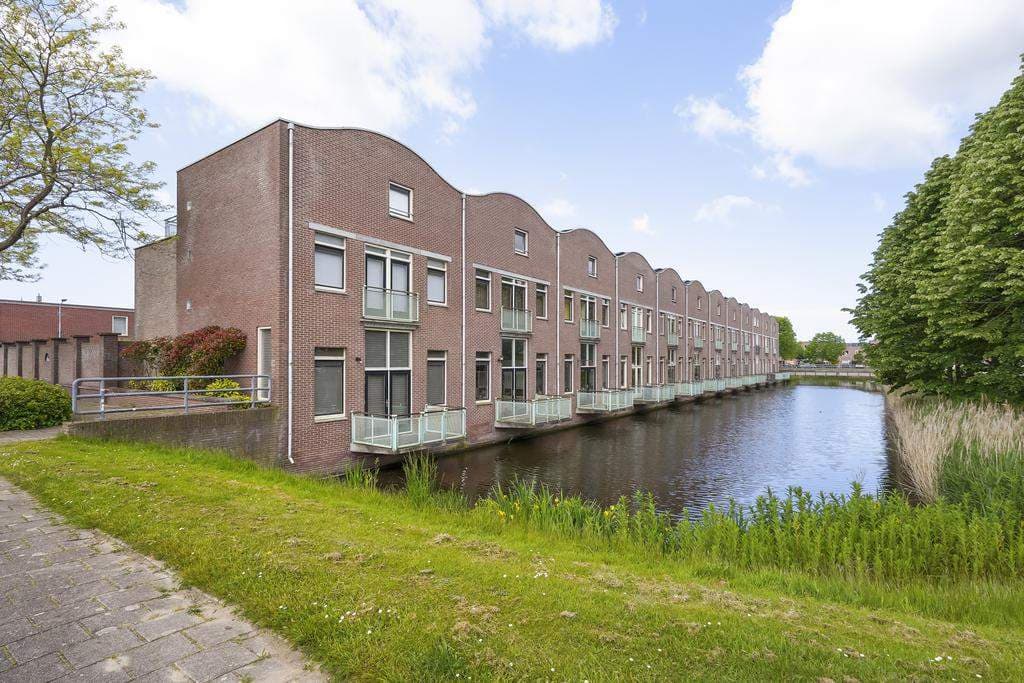 Huis Aagje Dekenstraat, Hoofddorp - Te Huur