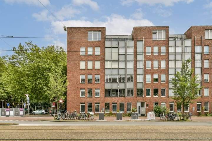 Appartement de 4 pièces au Van Oldenbarneveldtplein, Amsterdam