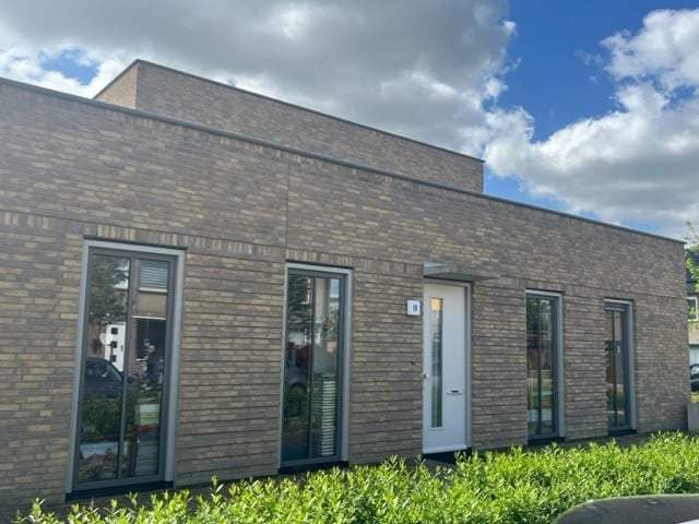 Bungalow Kortenaerstraat, Veghel - For Rent