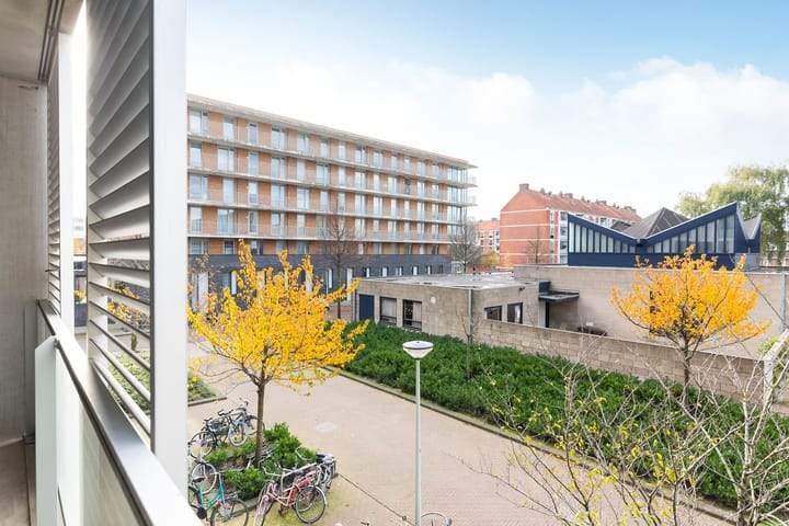 Wijnand Nuijenstraat 131, Amsterdam - 2-slaapkamerappartement te huur