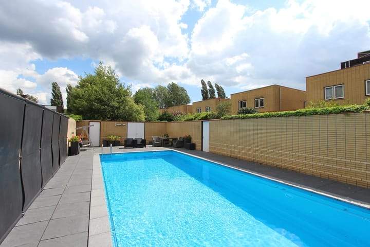 Villa Bovenkerkerweg, Amstelveen - For Rent