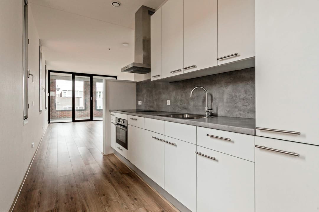 Appartement Johanna Van Polanentoren 25, Breda - Te Huur