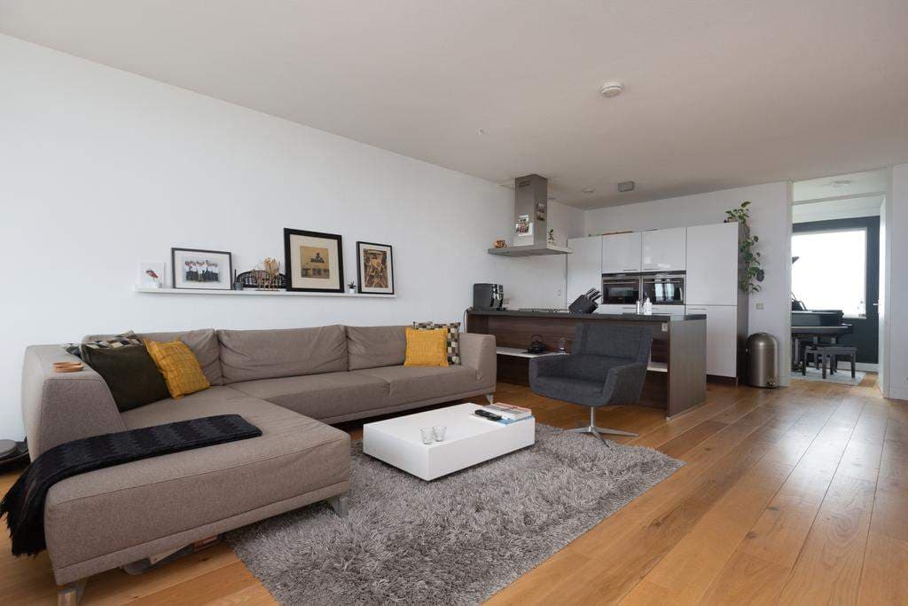 Flat Klaroenstraat 381, Rijswijk - For Rent