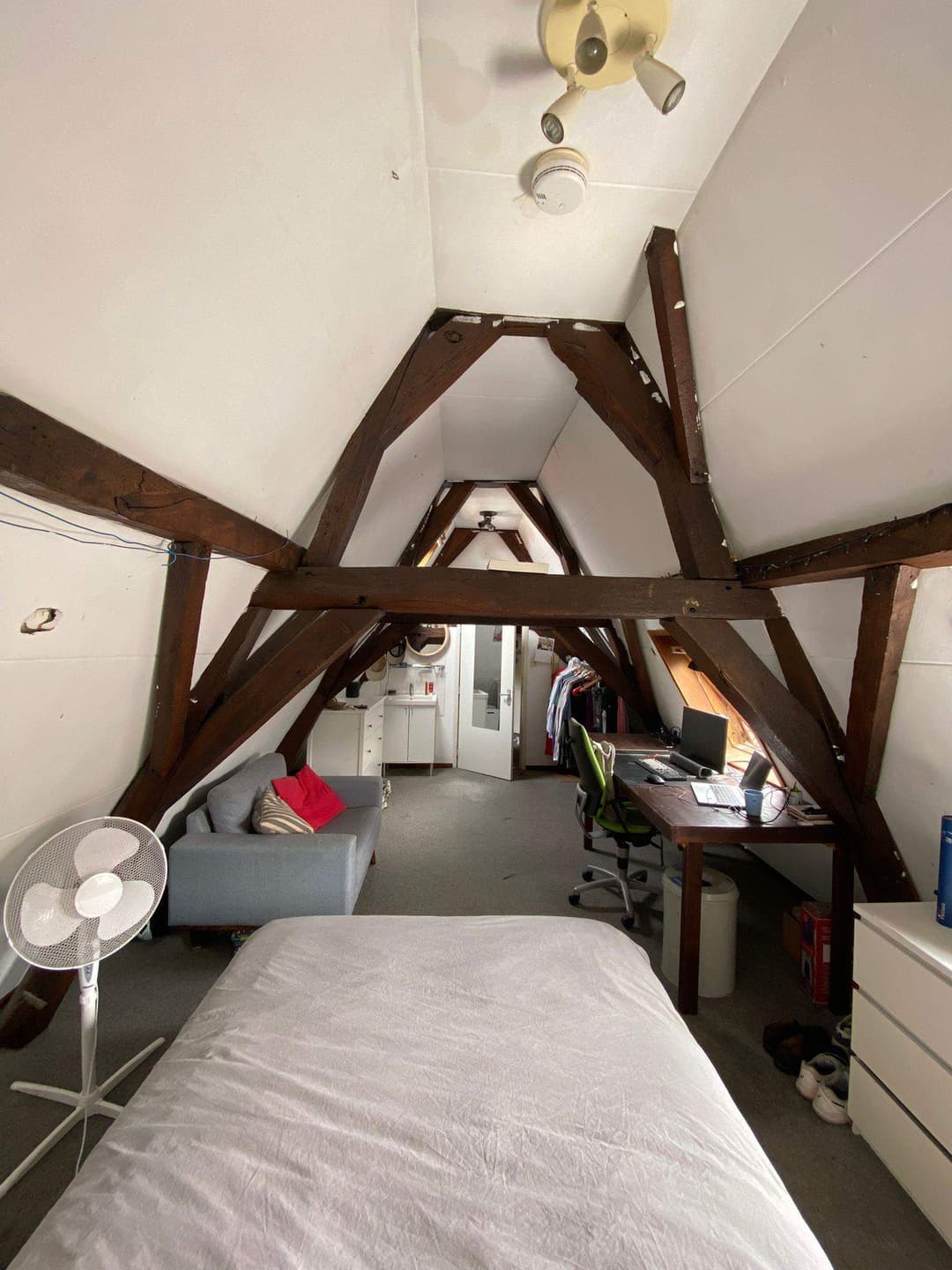 Chambre Meublée Noordeinde 13, Delft - À Louer