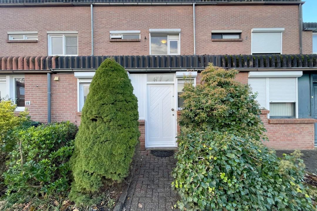 Casa Adosada Gen Hoes, Brunssum - En Alquiler
