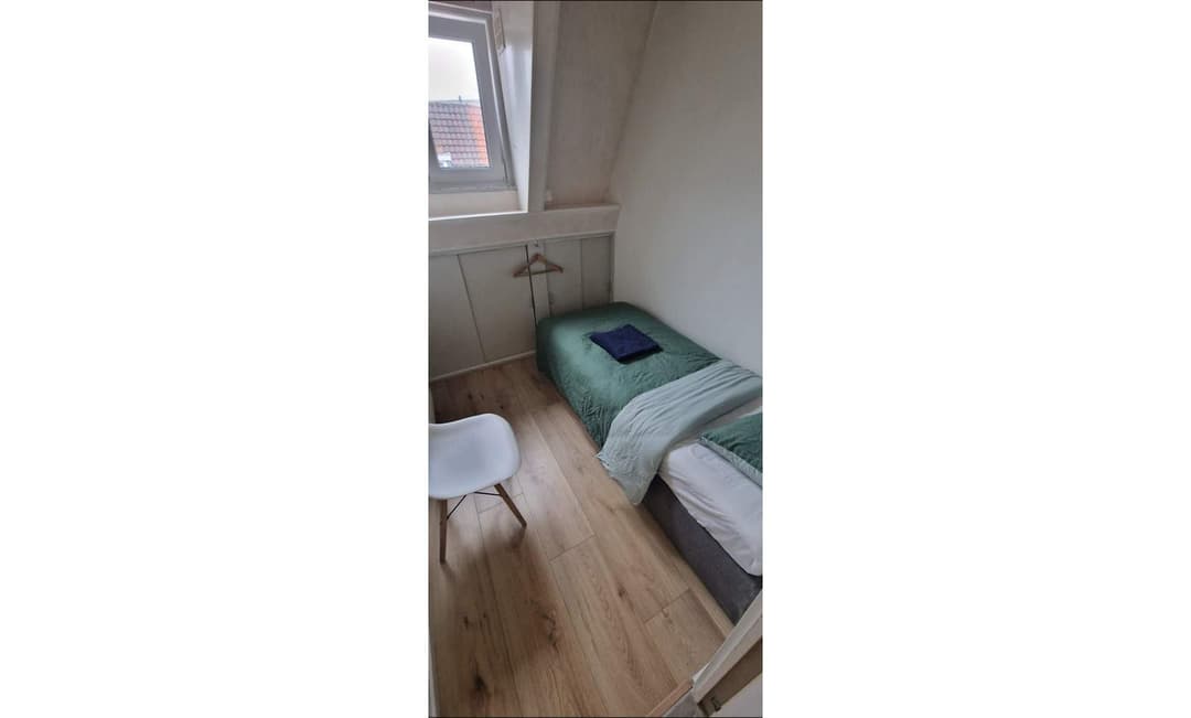 Kamer in Vlaardingen, Verheijstraat - Te Huur