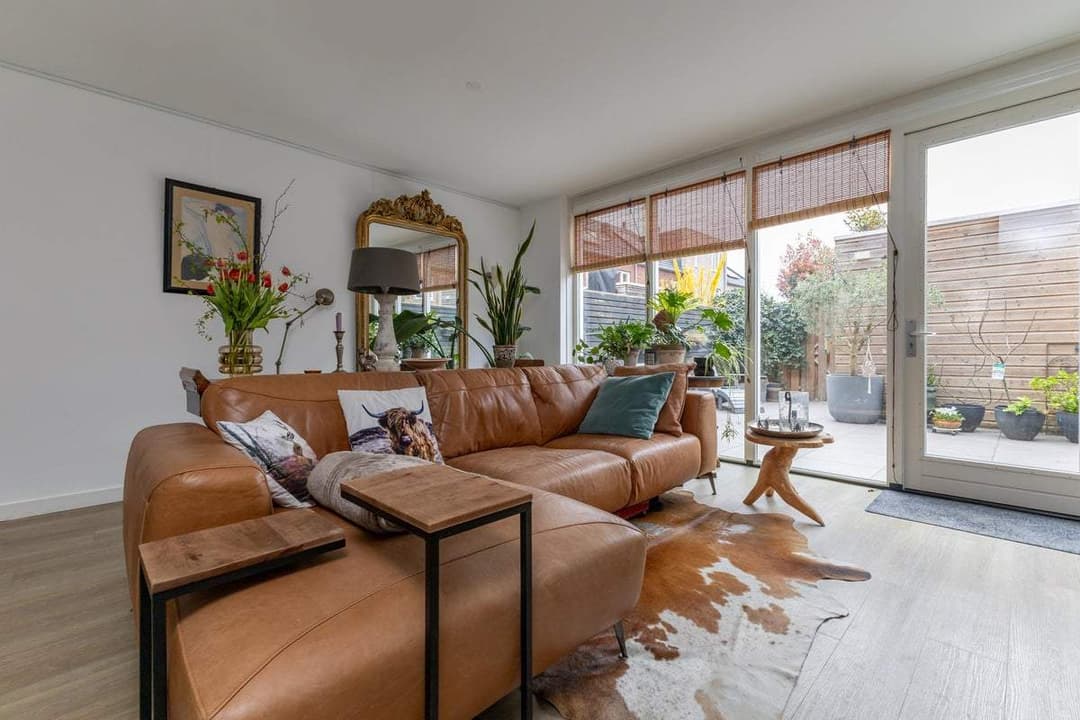 Twentestraat, Tilburg – Möbliertes Reihenhaus