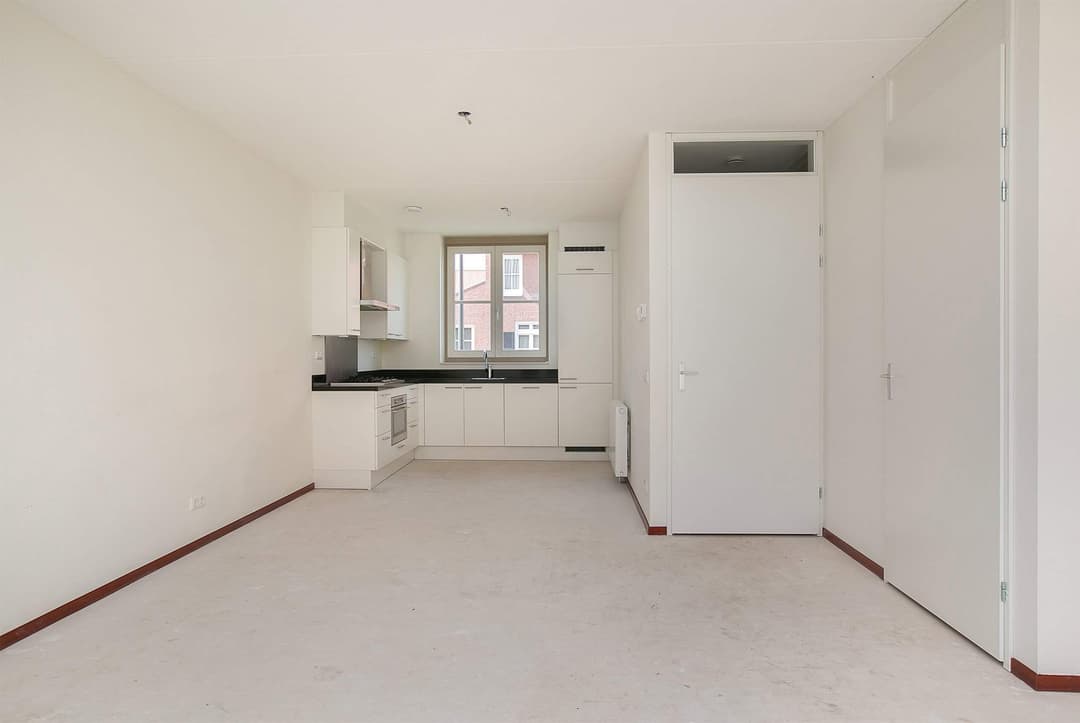 Mommersdonk 34, Helmond - For Rent