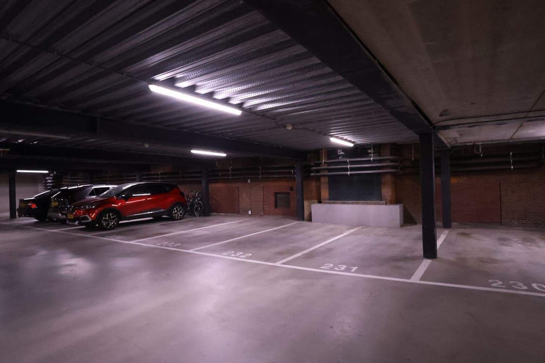 Innenparkplatz Botersloot, Rotterdam - Zu Vermieten