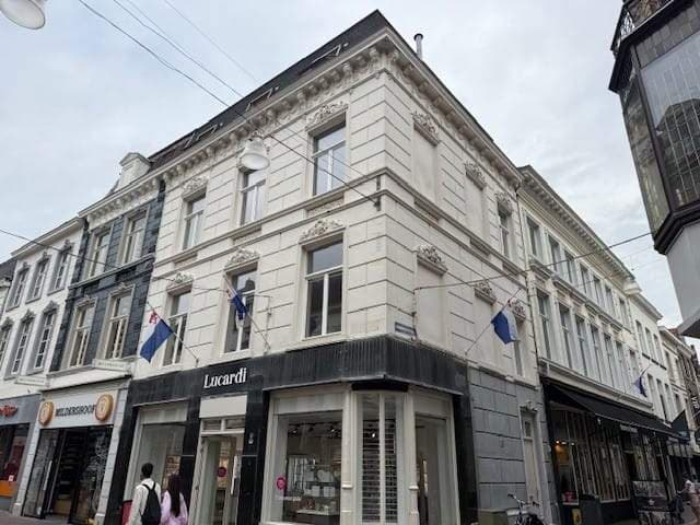Appartement Varkensmarkt 19C, Roermond - À louer