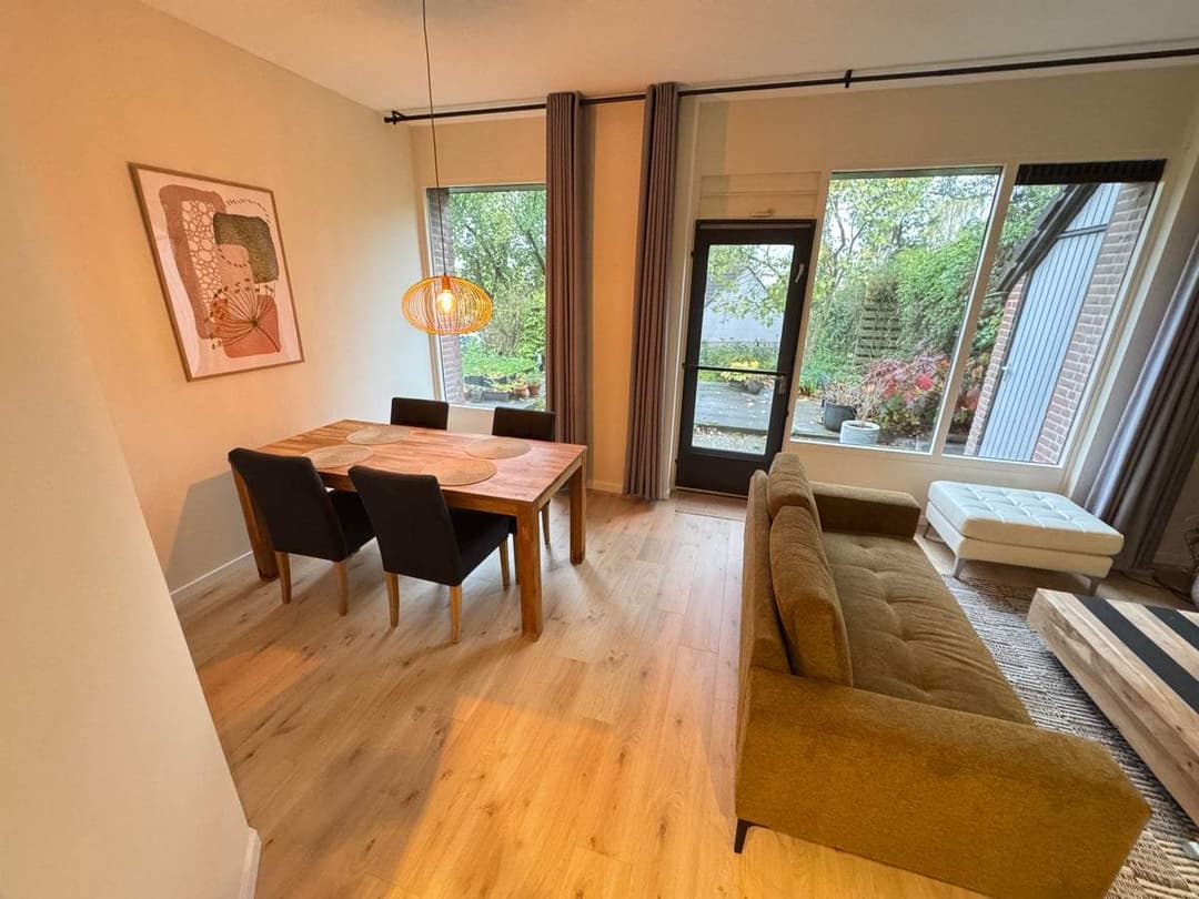 House Donderberg, Rhenen - À Louer