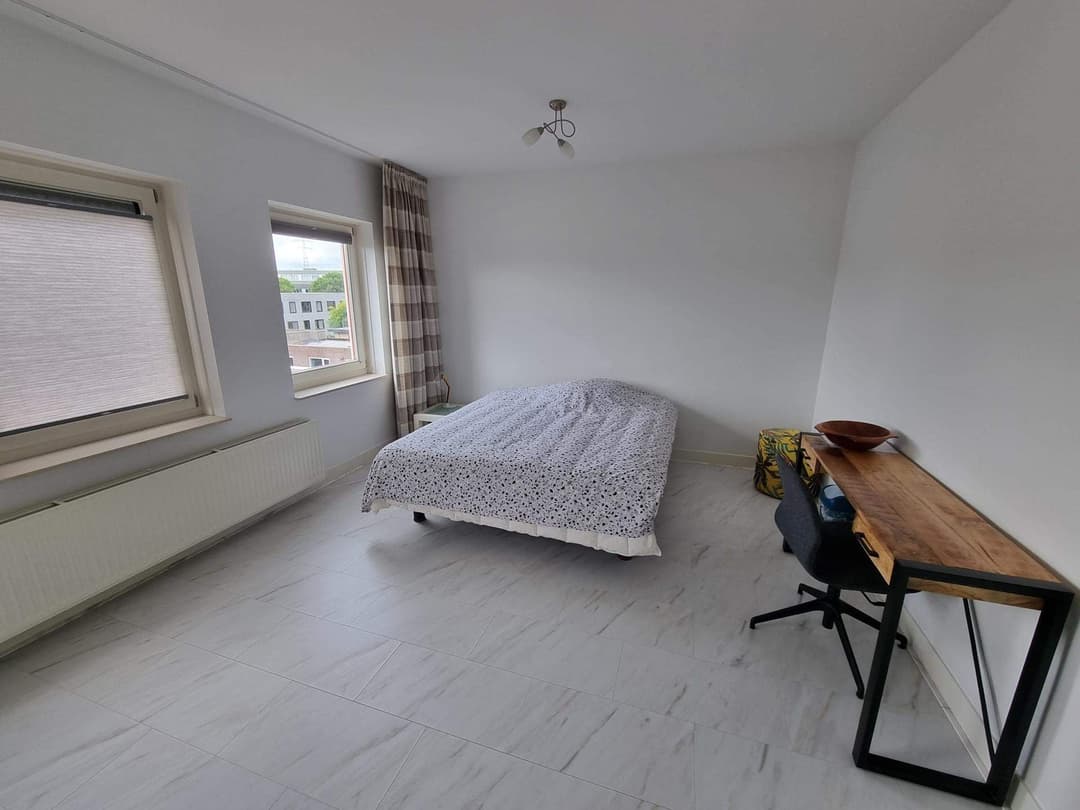 Chambre Meublée Cornelis Zillesenlaan, Amsterdam - À Louer