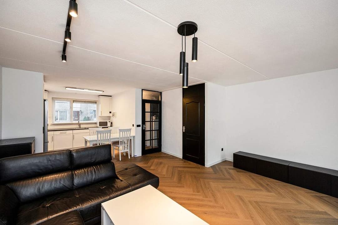 Casa Stan Laurelstraat, Almere - En Alquiler