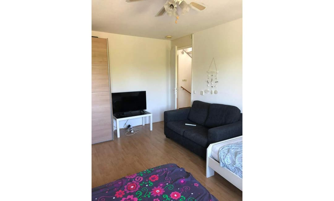Kamer in Cannenburch, Lelystad - Te Huur