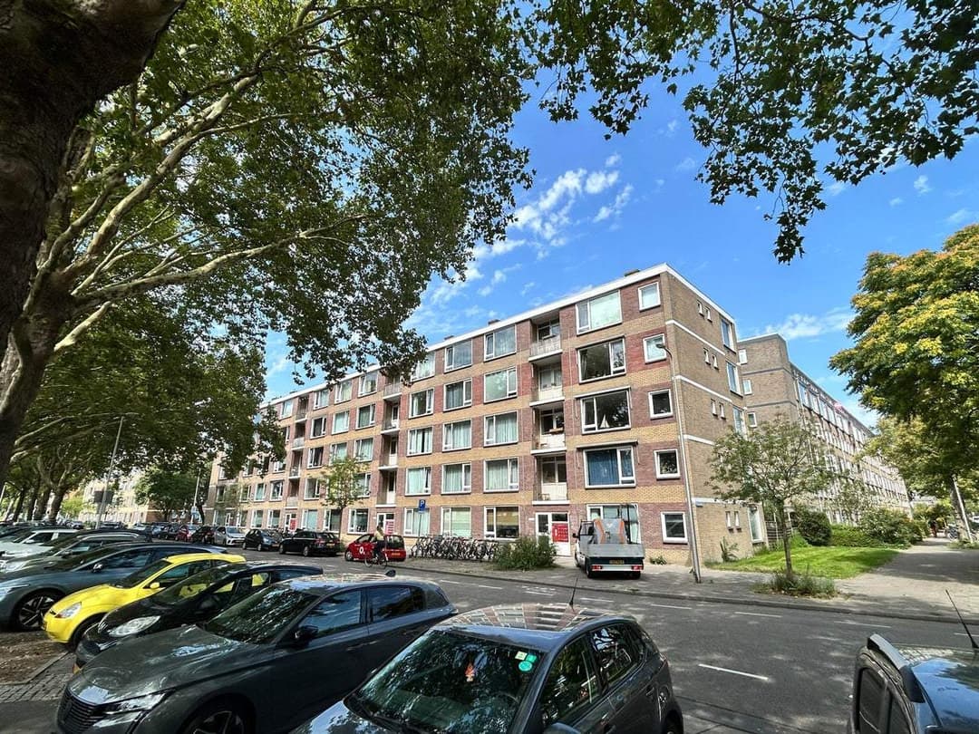 Flat Smaragdplein, Utrecht - 4-Bedroom Apartment, 65 m²