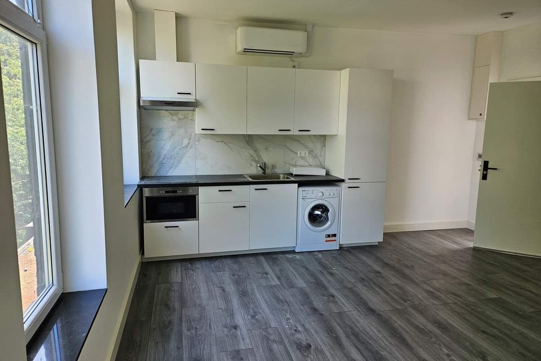 Studio Geleenstraat 104-C, Den Haag - Te Huur