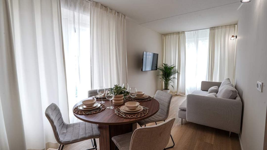 Flat Mattenbiesstraat, Rotterdam - For Rent