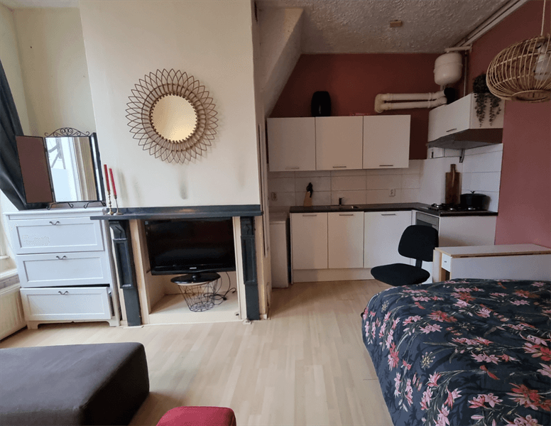 Studio Nieuwe Kijk in 't Jatstraat, Groningen - À Louer