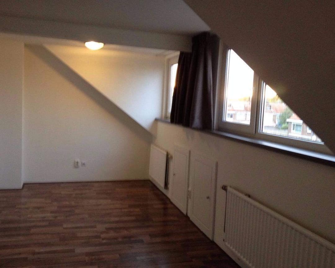 Dachgeschosszimmer, Lage Witsiebaan, Tilburg