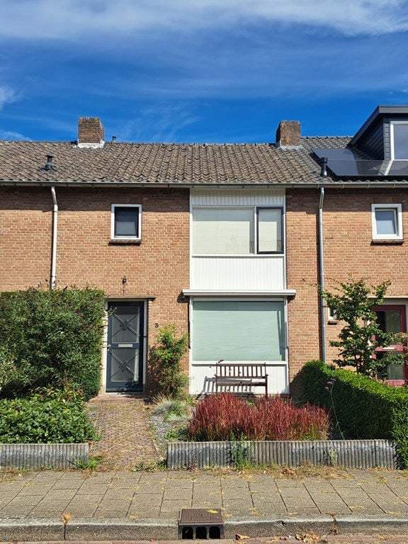 Terraced House Savornin Lohmanstraat 3, Elst - For Rent