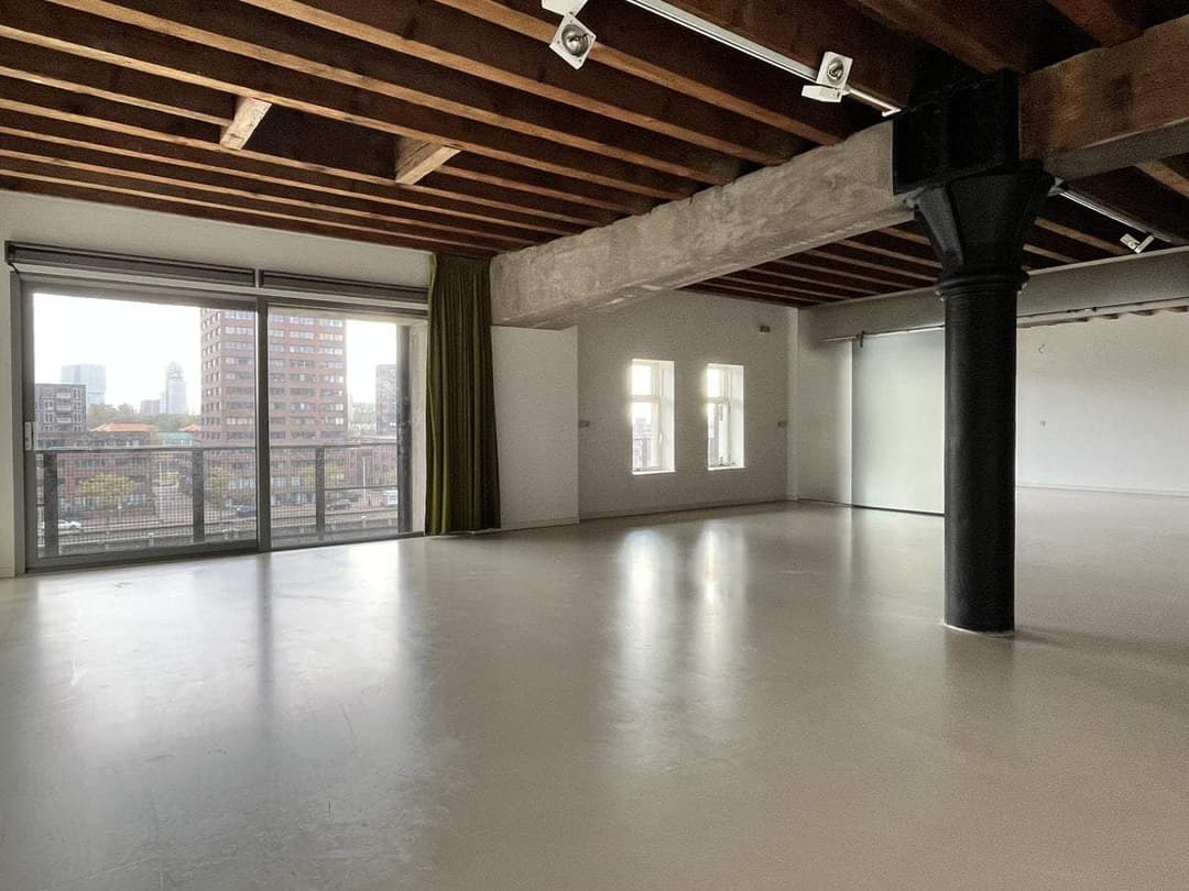 Flat Lloydstraat, Rotterdam - For Rent