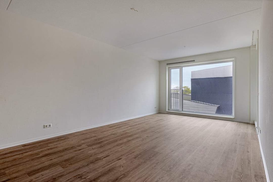 Flat Osdorpplein 903, Amsterdam - Te Huur