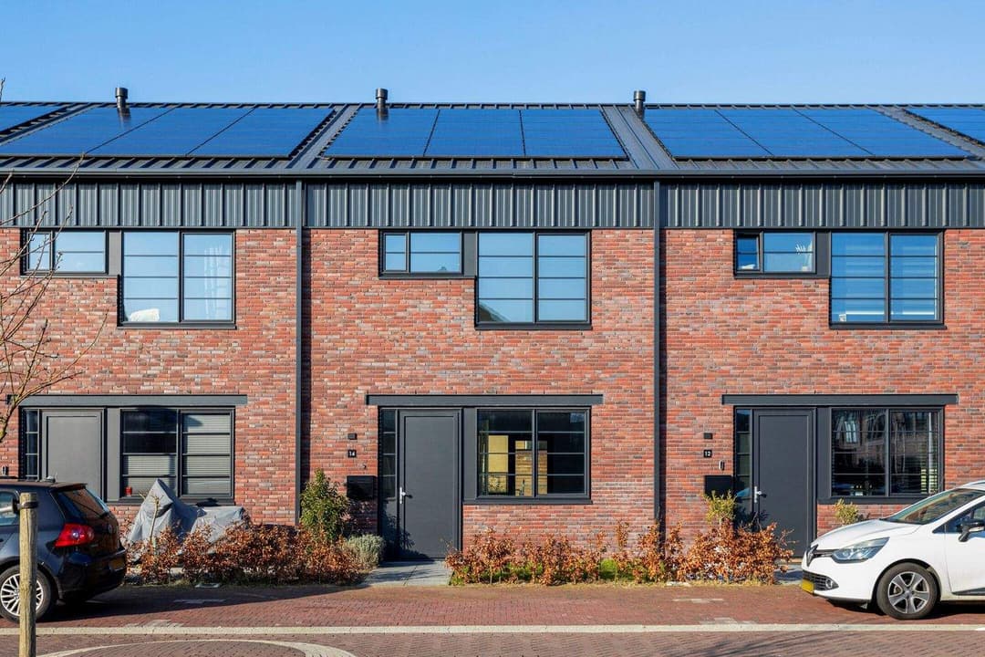 Casa R.A. de Monchystraat 297, Hengelo - En alquiler