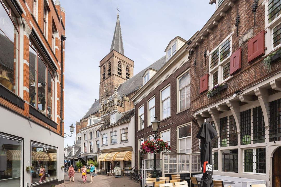 Apartment Hellestraat 11, Amersfoort - For Rent