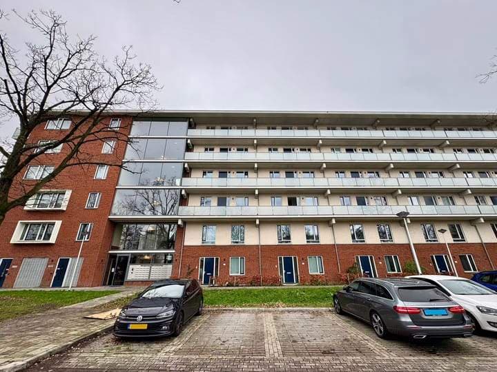Apartamento de 3 habitaciones en Ringweg-Kruiskamp, Amersfoort - En alquiler