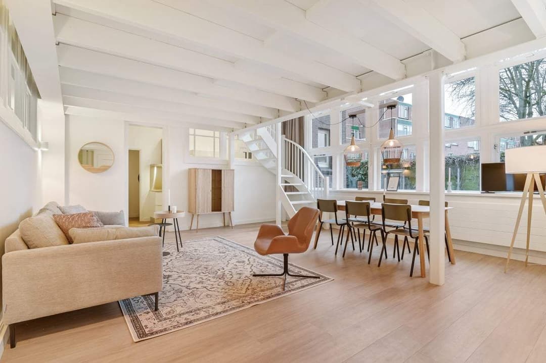 Flat Crooswijksesingel, Rotterdam - For Rent