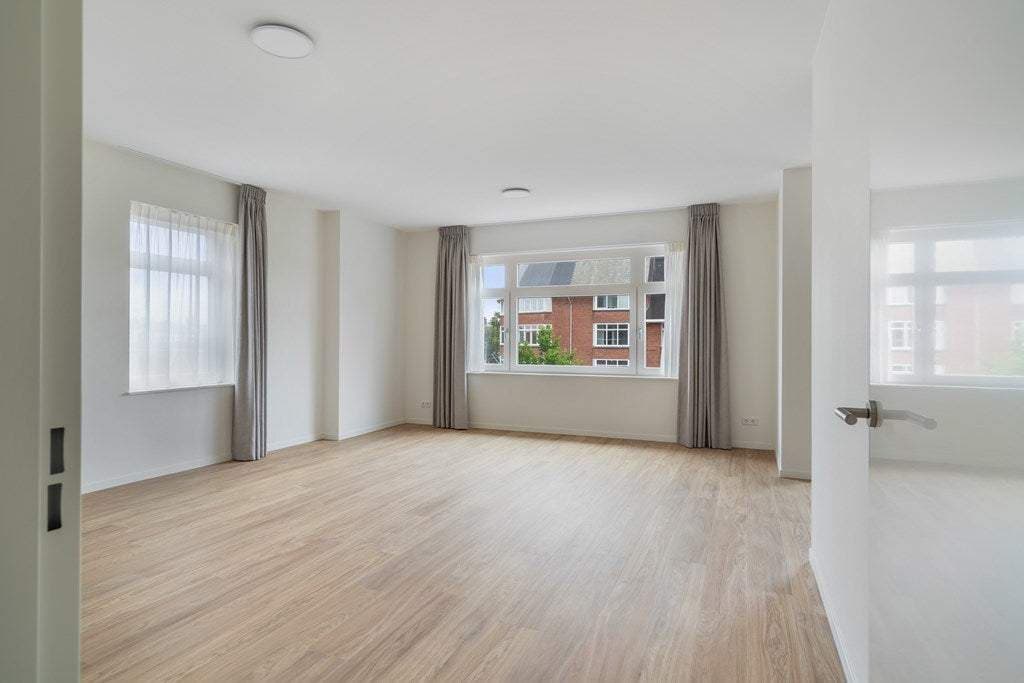 Piso en Laan van Meerdervoort 631, La Haya - En alquiler