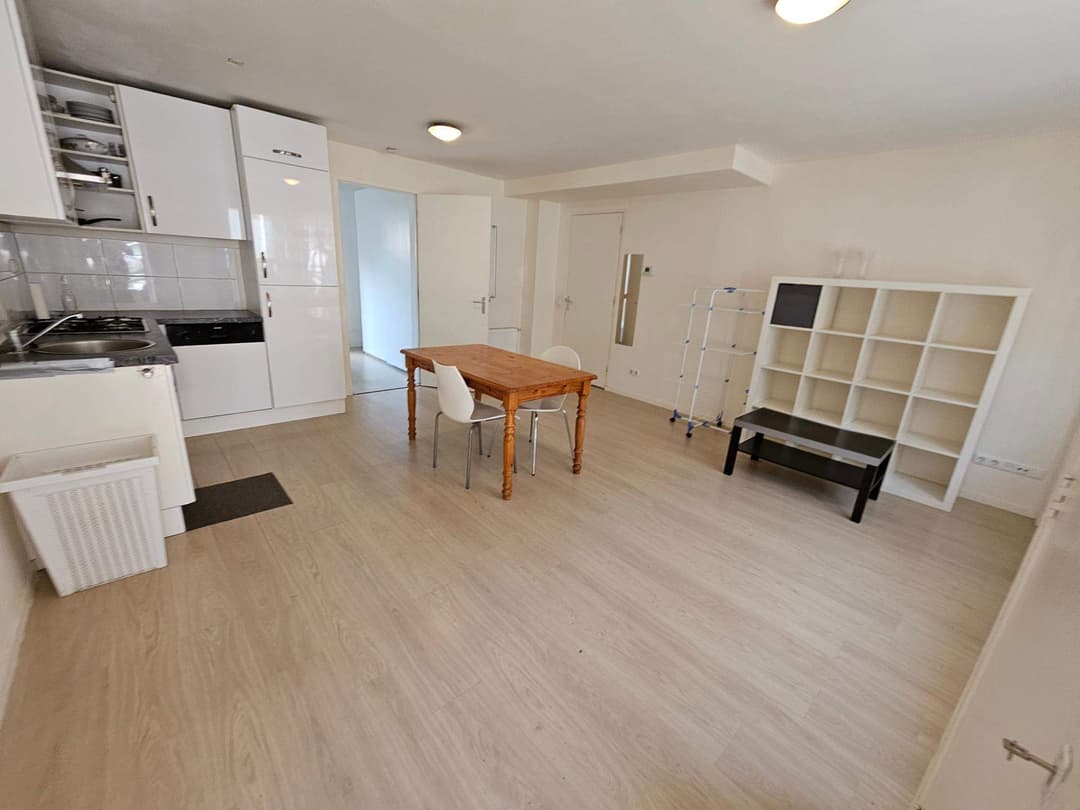 Ongemeubileerd Appartement Linnaeusstraat, Utrecht - Te Huur