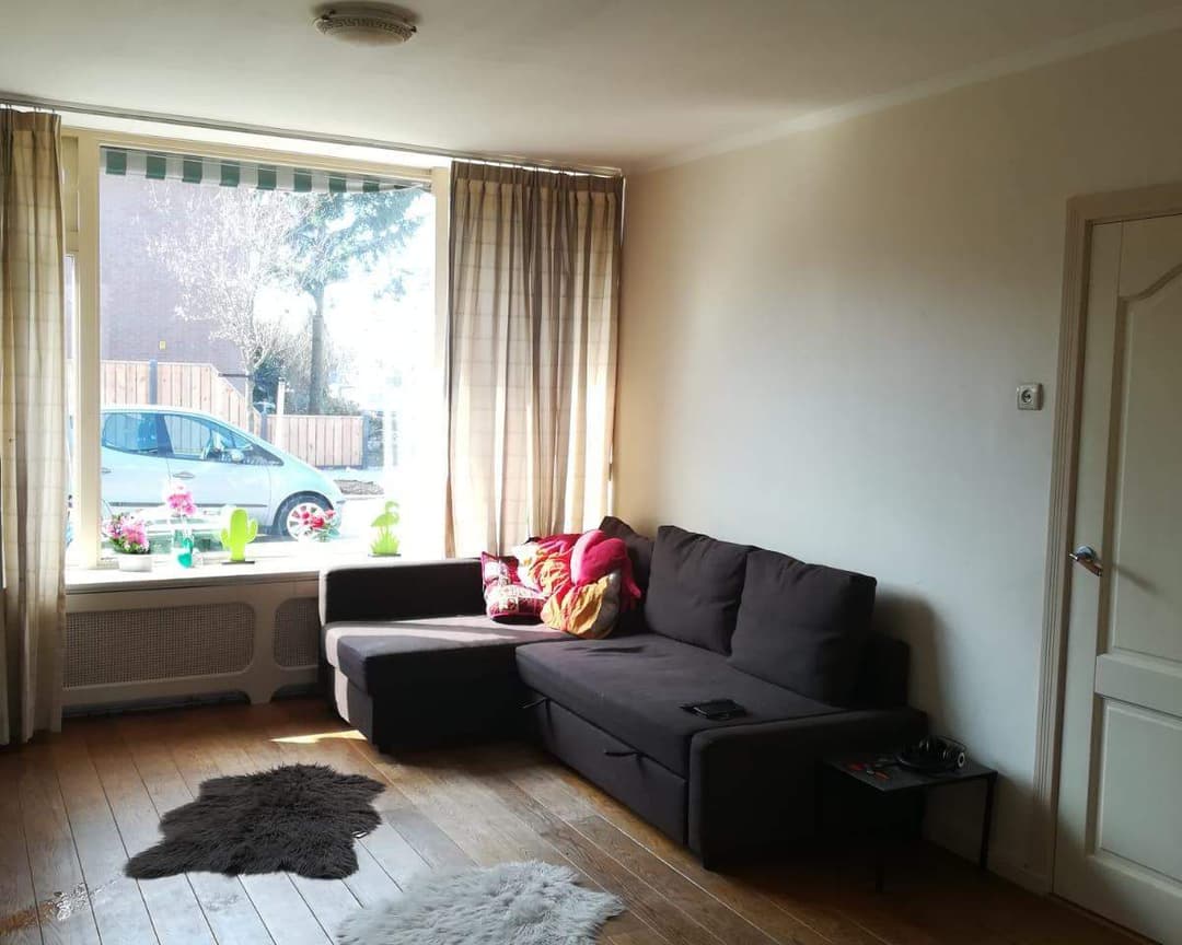 Furnished Room Fioringras, Rotterdam - For Rent