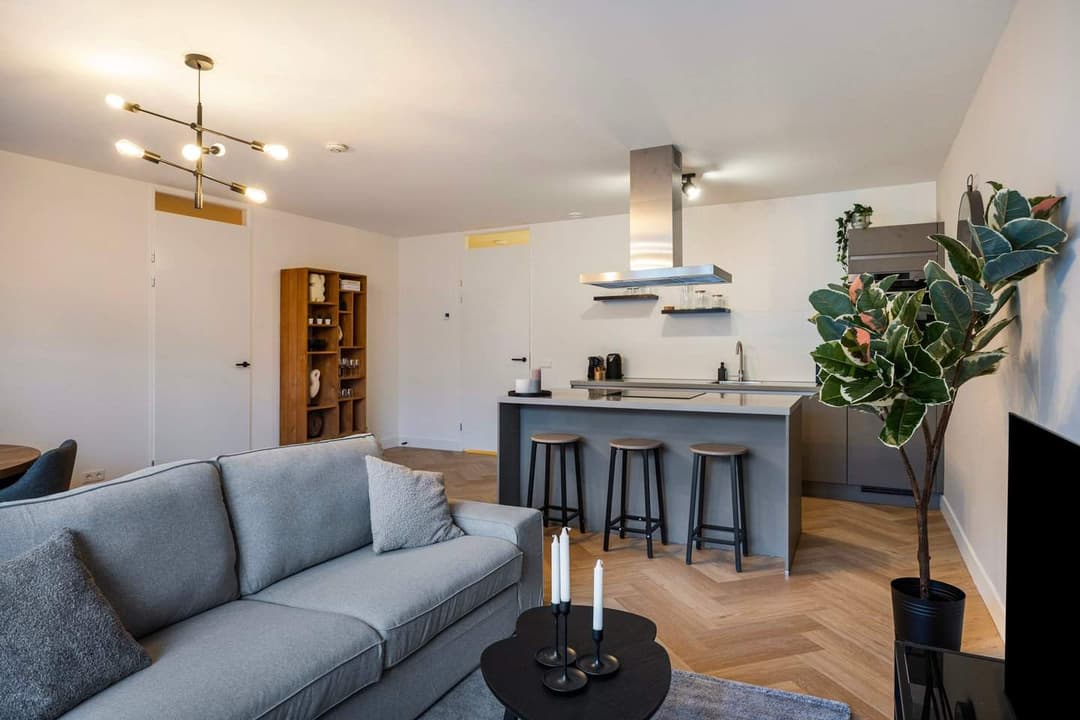 Appartement Willem de Zwijgerstraat 8-C, Rotterdam - Te Huur