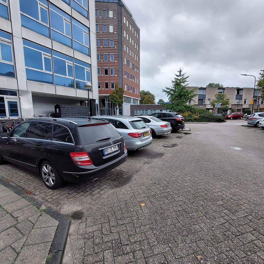 Parkeerplaats Anthony Fokkerweg 131, Leiden - Te Huur